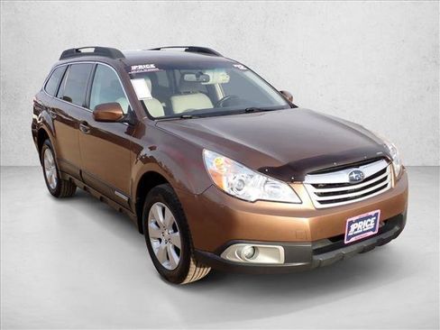 Used 2012 Subaru Outback 2.5i Premium image 6