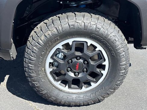 New 2026 Toyota Tacoma TRD Off-Road AWD/4WD image 32