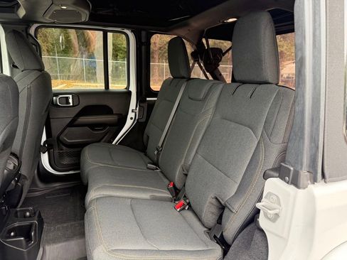 Used 2024 Jeep Wrangler Sahara w/ Safety Group image 12