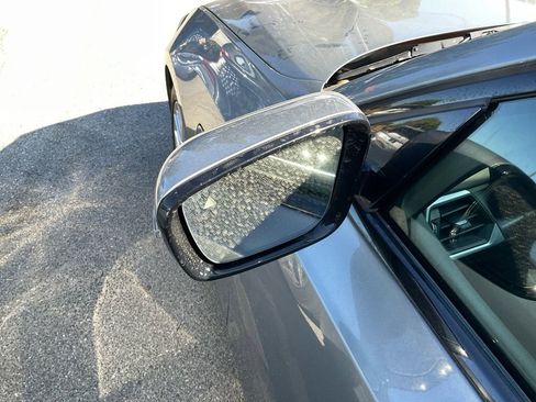 Used 2023 BMW 330e image 34