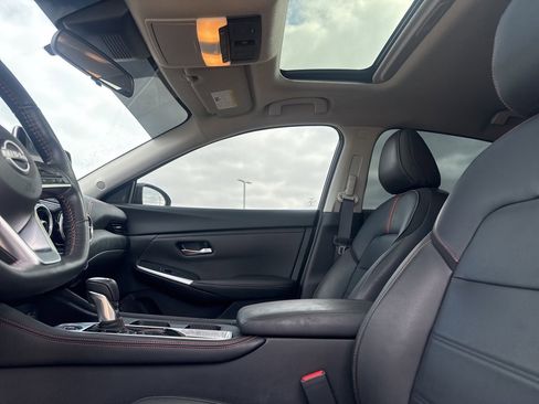 Certified 2025 Nissan Sentra SR w/ SR Premium Package image 38