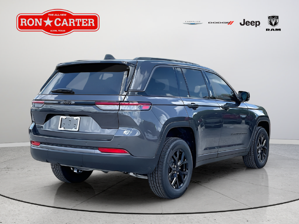 New 2026 Jeep Grand Cherokee Altitude AWD/4WD image 5