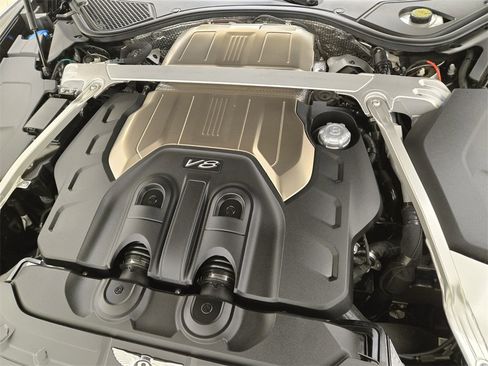 Used 2020 Bentley Continental GT image 25