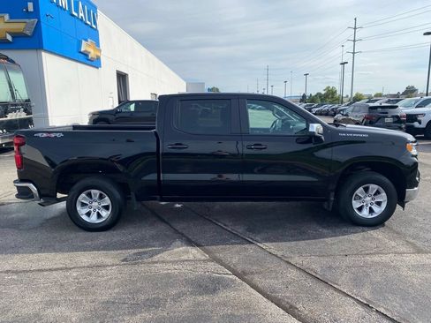 Used 2025 Chevrolet Silverado 1500 LT AWD/4WD image 8