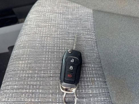 Used 2025 Ford F250 XLT w/ FX4 Off-Road Package image 5