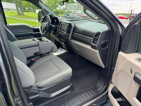 Used 2020 Ford F250 XL w/ STX Appearance Package AWD/4WD image 12