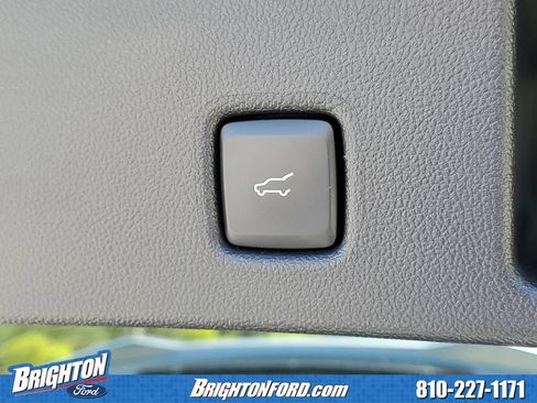 Certified 2024 Ford Escape ST-Line w/ Tech Pack #1 AWD/4WD image 9