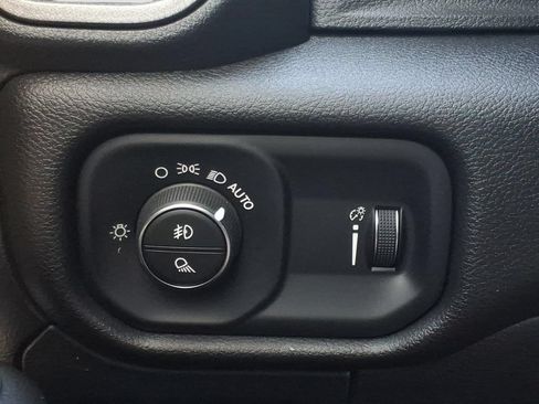 Used 2025 RAM 1500 Warlock AWD/4WD image 20