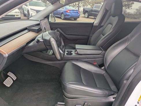 Used 2021 Tesla Model Y Performance image 15