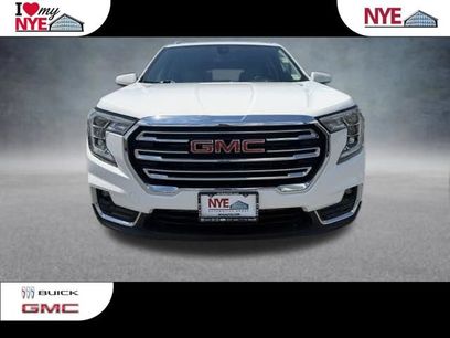 Used 2024 GMC Terrain SLT