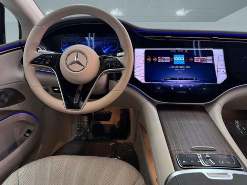 Used 2023 Mercedes-Benz EQS 580 4MATIC Sedan image 29