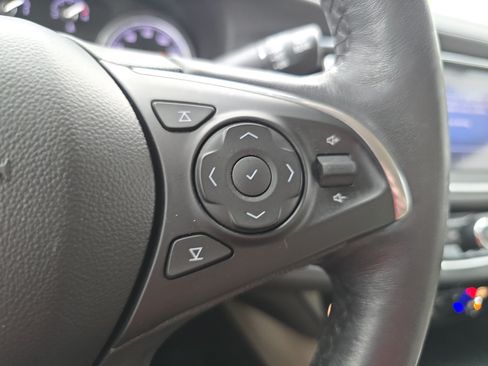 Used 2021 Buick Enclave Essence w/ Sound and Sites Package FWD image 19