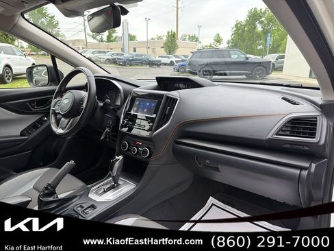 Used 2023 Subaru Crosstrek 2.0i Premium AWD/4WD image 12