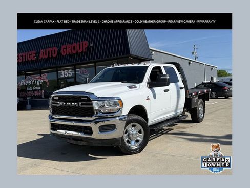 Used 2024 RAM 2500 Tradesman w/ Chrome Appearance Group AWD/4WD image 1