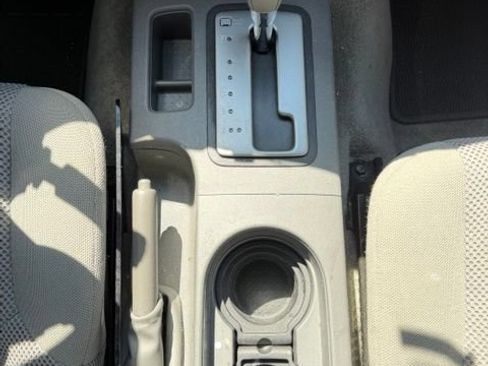 Used 2018 Nissan Frontier SV AWD/4WD image 14