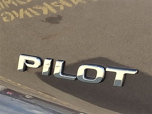 Used 2019 Honda Pilot Touring image 30