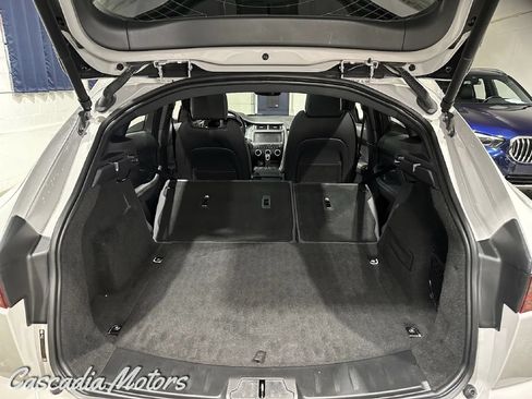 Used 2019 Jaguar E-PACE R-Dynamic HSE AWD/4WD image 11