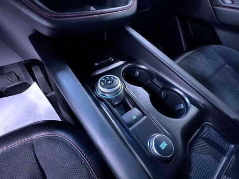 Used 2025 Ford Explorer ST image 25