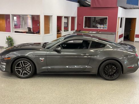 Used 2020 Ford Mustang GT image 7