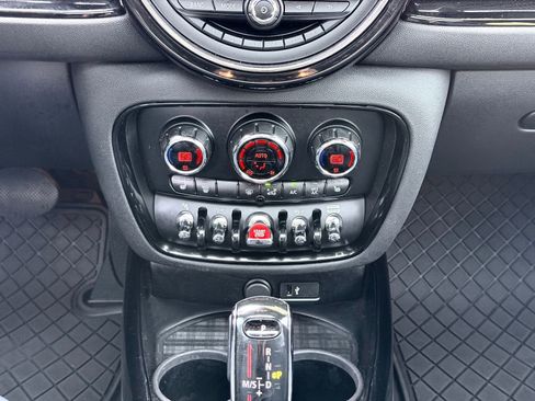 Used 2020 MINI Cooper Clubman S w/ Driver Assistance Package FWD image 17