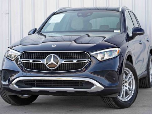 Used 2023 Mercedes-Benz GLC 300 4MATIC w/ Driver Assistance Package image 3