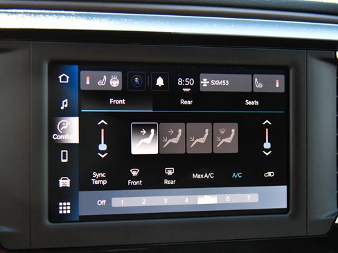 Used 2023 Chrysler Voyager LX FWD image 22