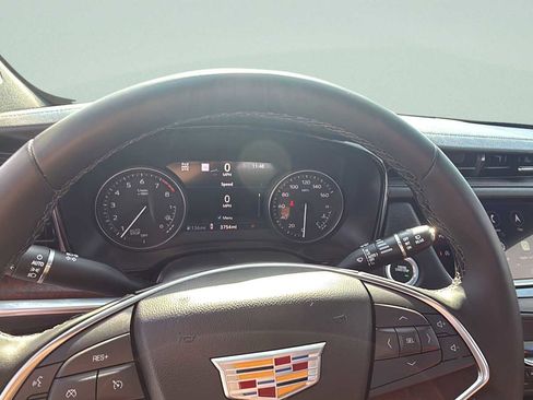 Used 2025 Cadillac XT5 Premium Luxury w/ Technology Package image 28
