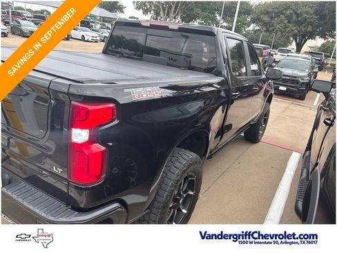 Used 2024 Chevrolet Silverado 1500 LT Trail Boss w/ LT Trail Boss Premium Package AWD/4WD image 8