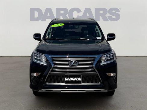 Used 2019 Lexus GX 460 Luxury AWD/4WD image 2
