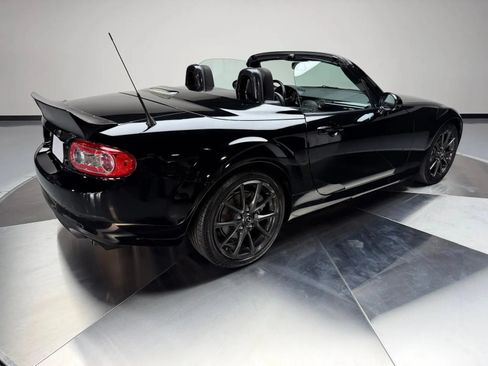 Used 2013 MAZDA MX-5 Miata Club RWD image 2