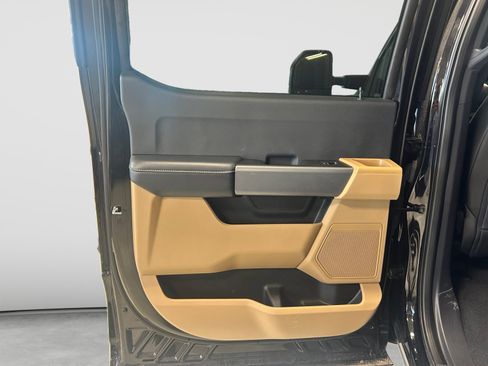 Used 2024 Ford F350 XLT AWD/4WD image 18