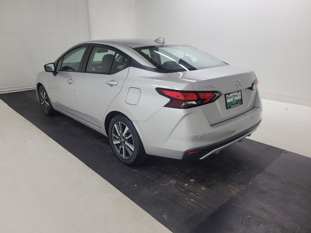 Used 2021 Nissan Versa SV FWD image 5