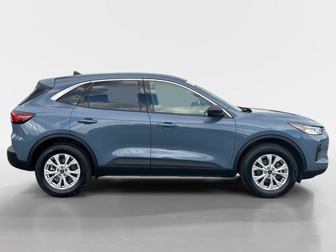 Used 2024 Ford Escape Active AWD/4WD image 6