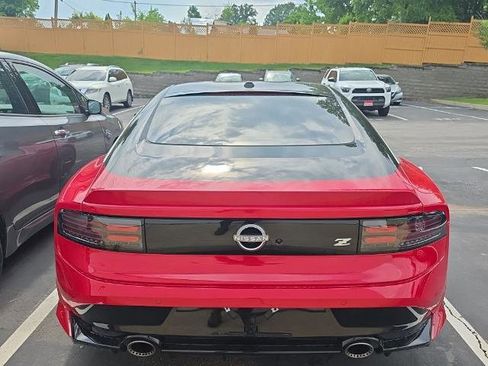 Certified 2025 Nissan Z Performance w/ Floor Mat Package RWD image 5