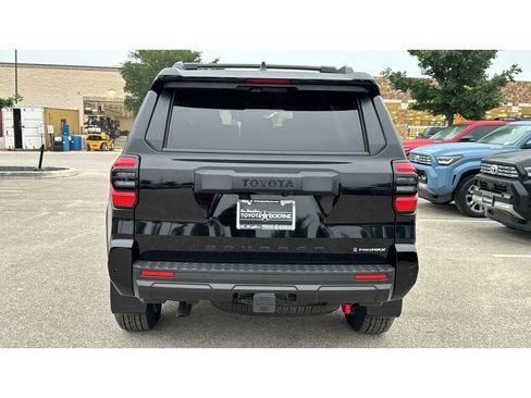 New 2026 Toyota 4Runner TRD Off-Road Premium AWD/4WD image 7