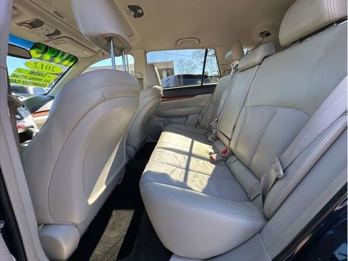 Used 2012 Subaru Outback 3.6R Limited w/ Moonroof Pkg image 13