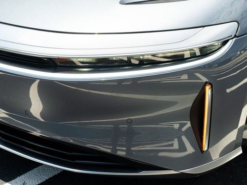 Used 2024 Lucid Air Touring AWD/4WD image 3