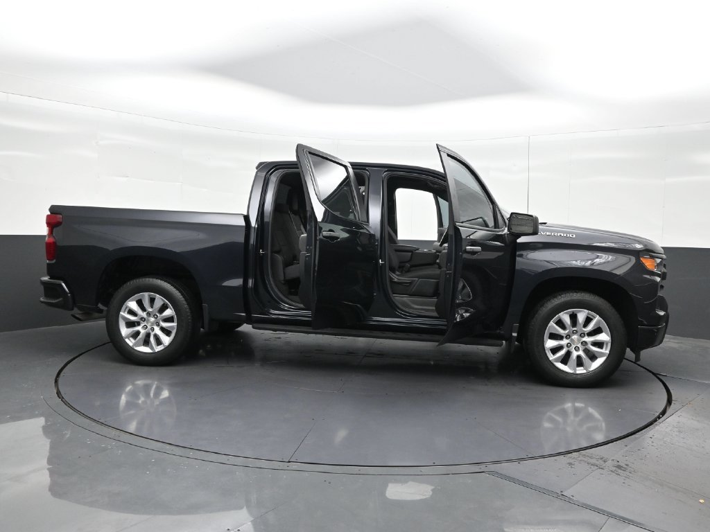 Used 2022 Chevrolet Silverado 1500 Custom RWD image 36