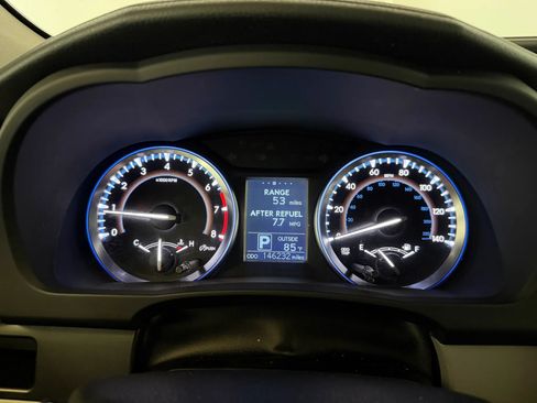 Used 2015 Toyota Highlander LE AWD/4WD image 13