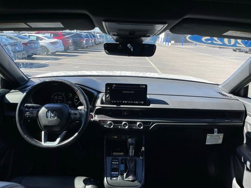 Certified 2025 Honda CR-V Sport-L image 10