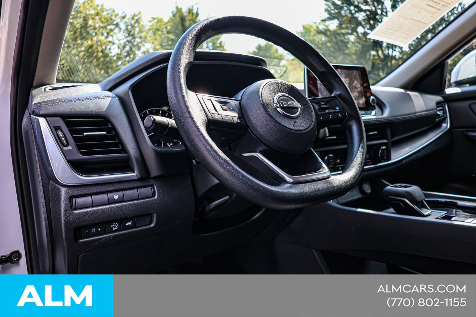 Used 2024 Nissan Rogue SV FWD image 21