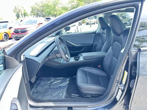 Used 2025 Tesla Model 3 Long Range RWD image 2