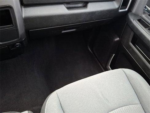 Used 2024 RAM 1500 Classic SLT image 28