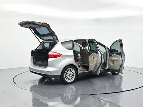 Used 2016 Ford C-MAX SE w/ Equipment Group 201A FWD image 50
