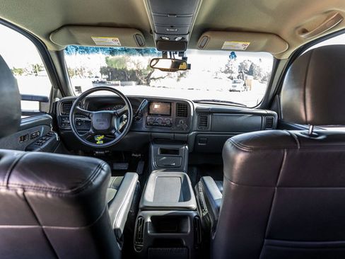 Used 2002 GMC Sierra 2500 4x4 Crew Cab HD w/ SLT Marketing Option Pkg image 40