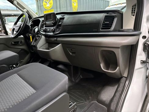 Used 2024 Ford Transit 250 Low Roof w/ Exterior Upgrade Package image 8