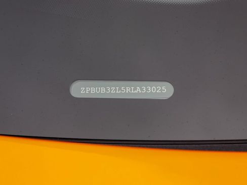 Used 2024 Lamborghini Urus S AWD/4WD image 83