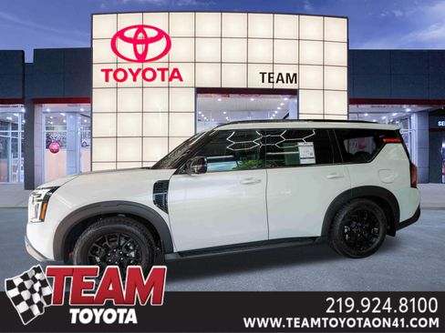 Used 2026 Nissan Armada PRO-4X AWD/4WD image 1