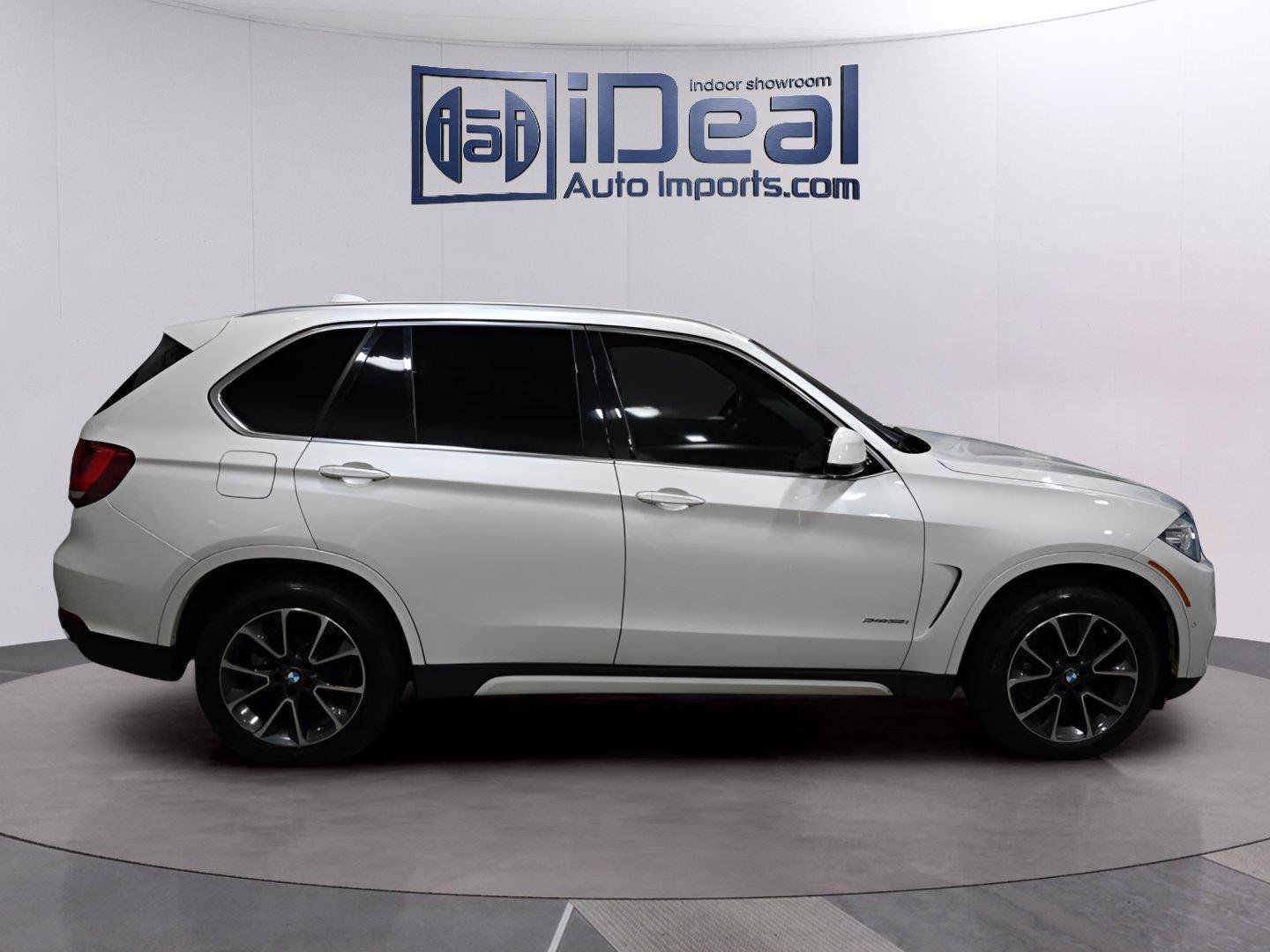 Used 2018 BMW X5 xDrive35i w/ Driving Assistance Package AWD/4WD image 6