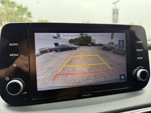 Used 2022 Hyundai Santa Fe SEL w/ Cargo Package image 18